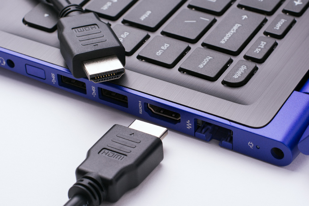 HDMI（High Definition Multimedia Interface）は、ノートPCをはじめ、さまざまな電子機器に採用されている高解像度マルチメディアインターフェースです