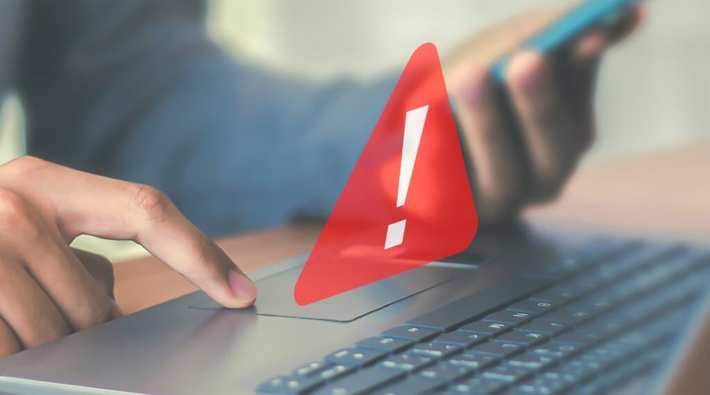 Failレポートを受け取ったとしても、Logの詳細分析が不足のため、根本原因（Root Cause）の特定やデバッグ作業が長期化します。